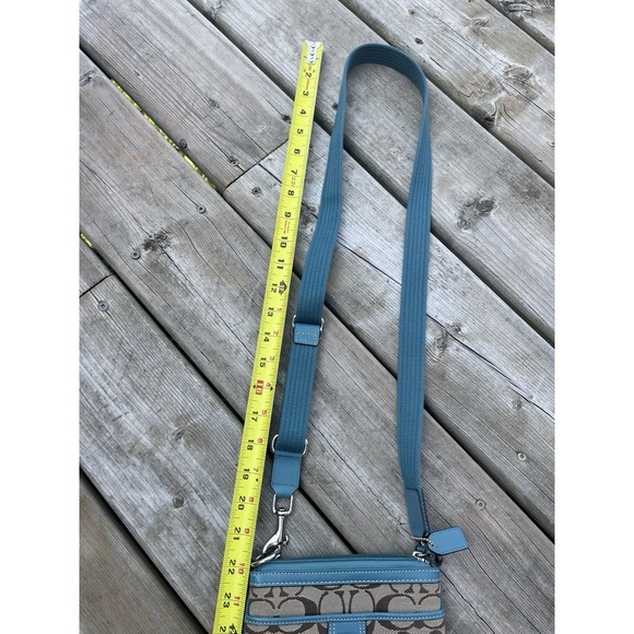 Coach Signature Print Crossbody Bag Has Turquoise - Picture 4 of 10